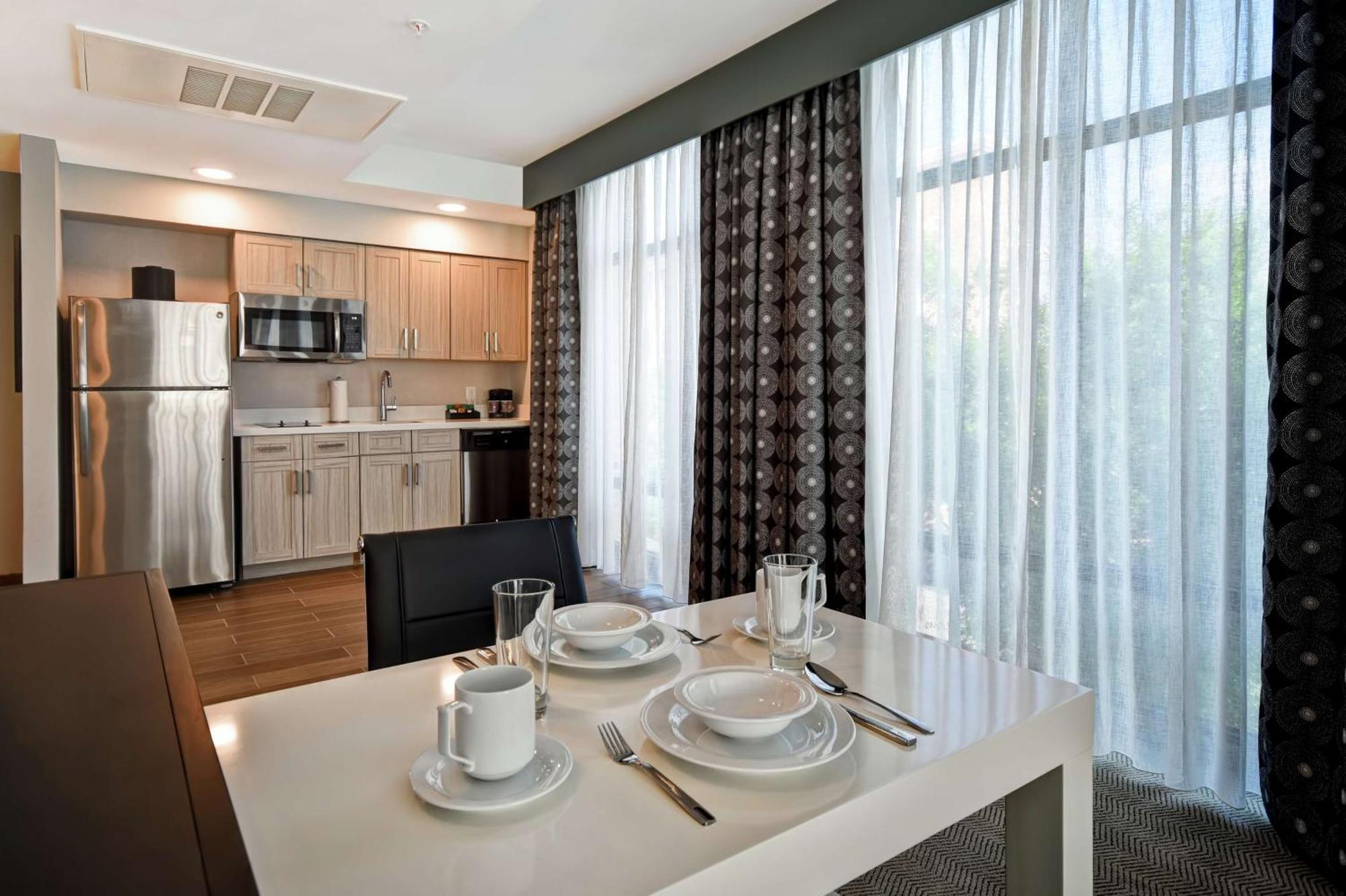 Homewood Suites By Hilton Greenville Downtown Exteriör bild