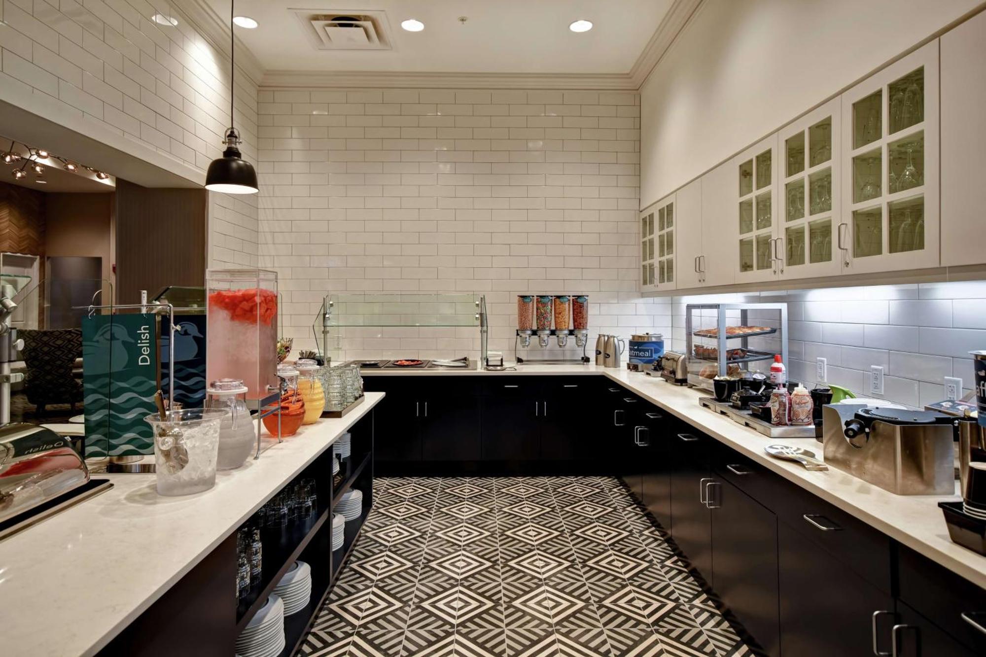 Homewood Suites By Hilton Greenville Downtown Exteriör bild