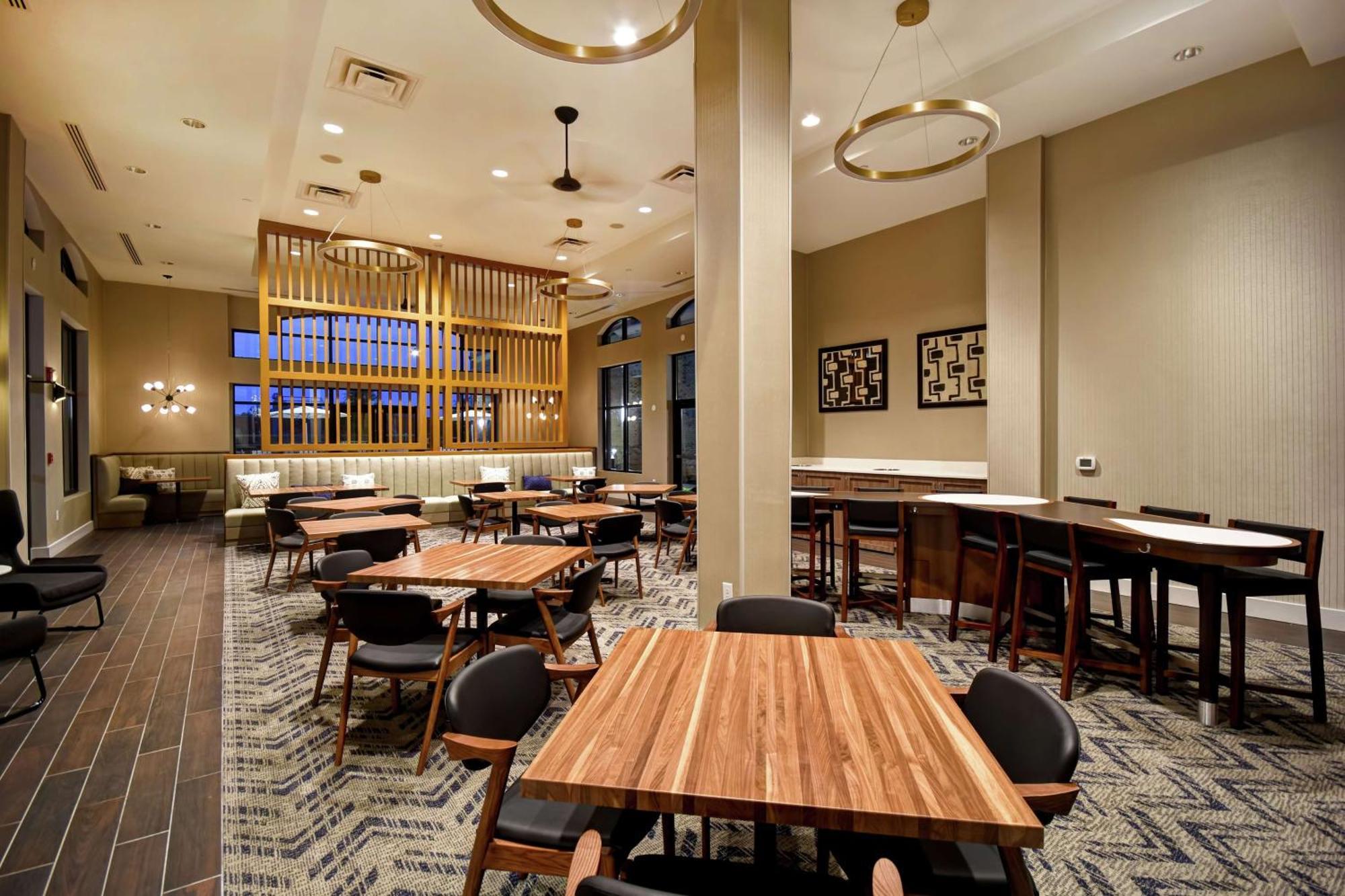 Homewood Suites By Hilton Greenville Downtown Exteriör bild