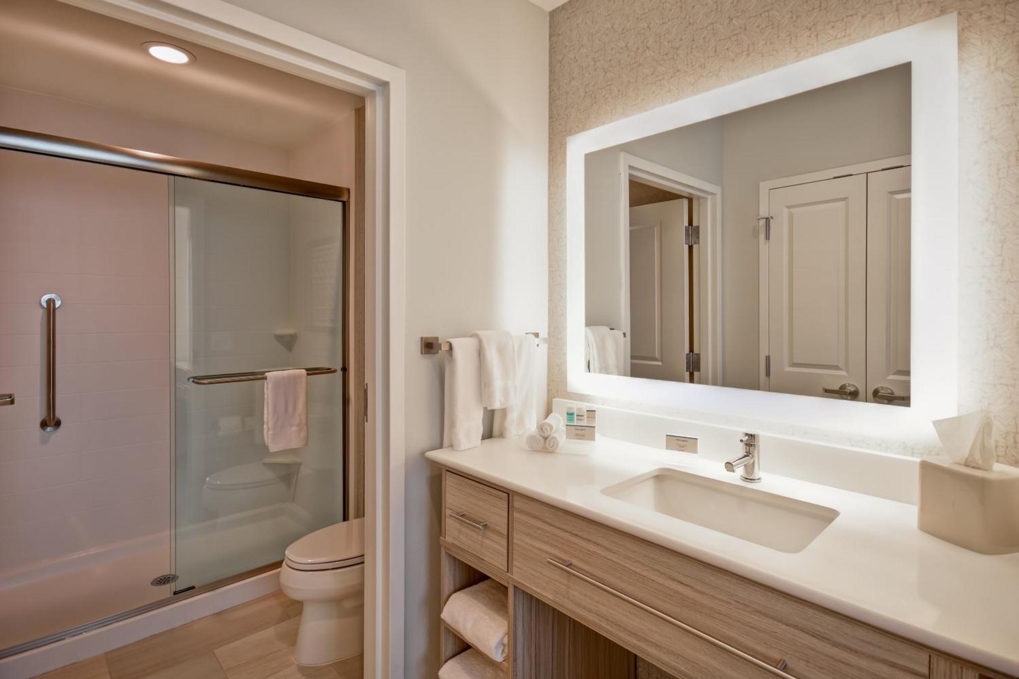 Homewood Suites By Hilton Greenville Downtown Exteriör bild